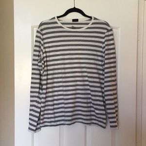 Long sleeve H&M shirt.